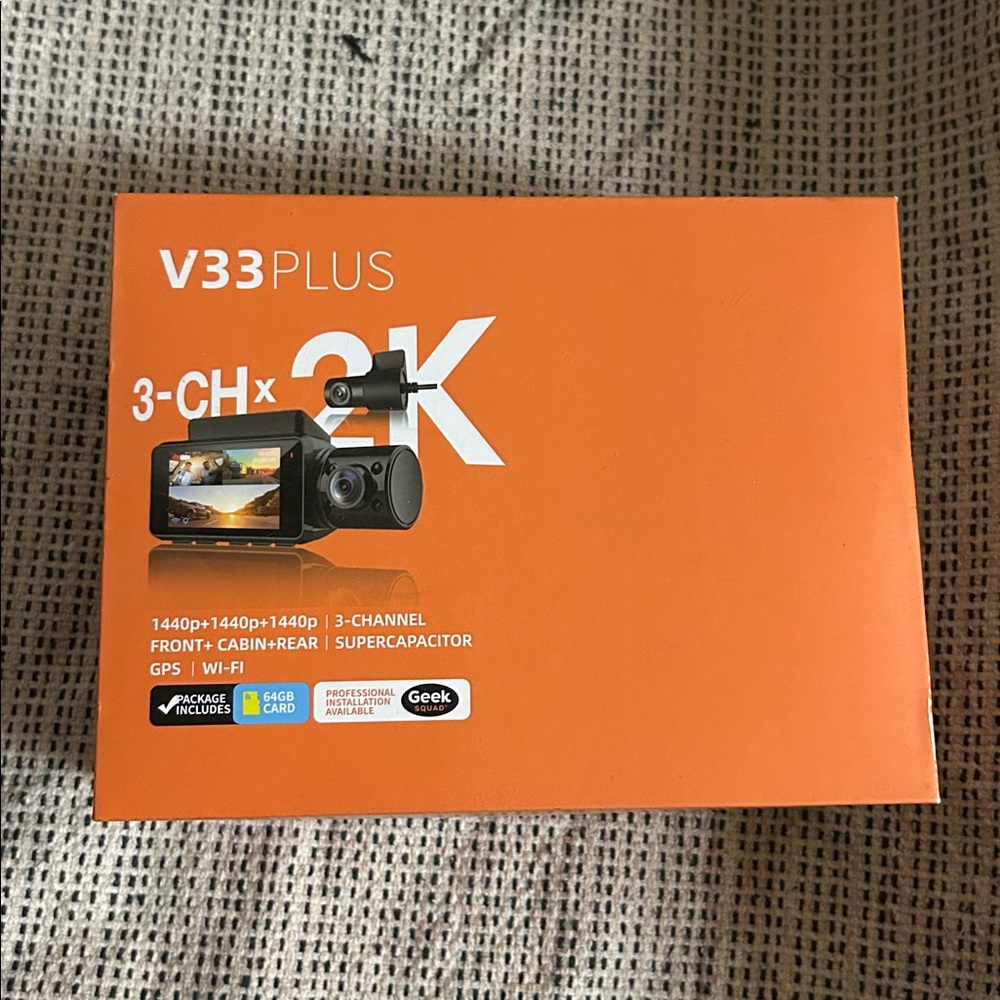 Rexing V33 plus  3-Channel 2K Dash Camera - Black